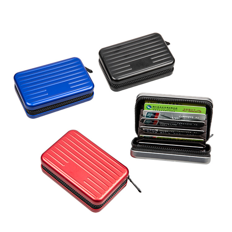 Kiel Zippered Aluminium Card Monujo Plibonigas Ĉiutagan Kartan Sekurecon kaj Organizon?